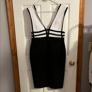 bebe Black and White Deep Plunge Neckline Dress
